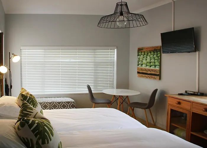 Olive Tree Private Rooms In Stellenbosch- No Load Shedding